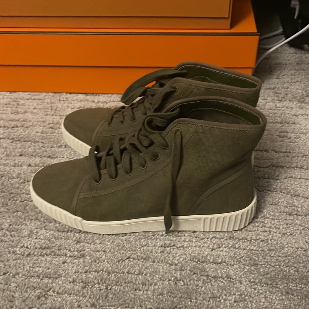 Vince Hightop Sneakers